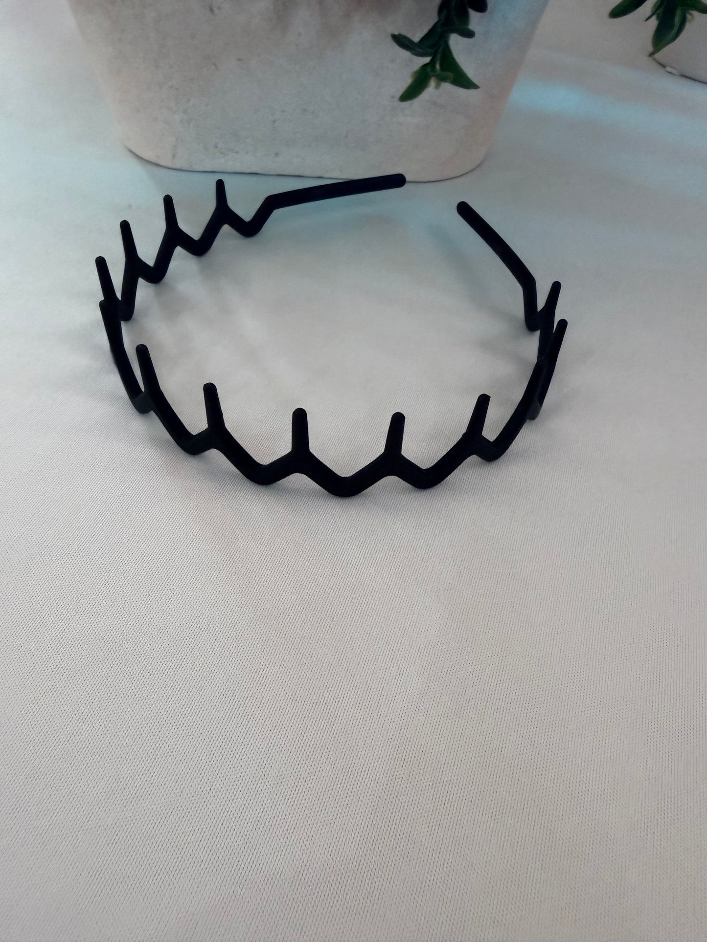 Black Zigzag Headband