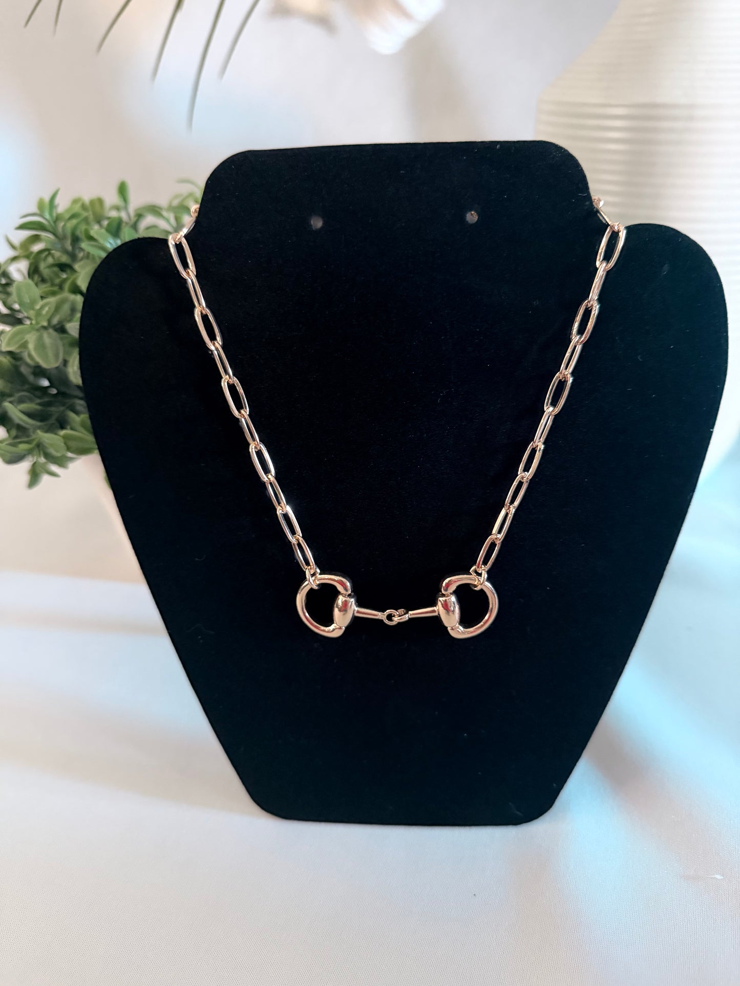 Horsebit Dual Ring Paperclip Necklace